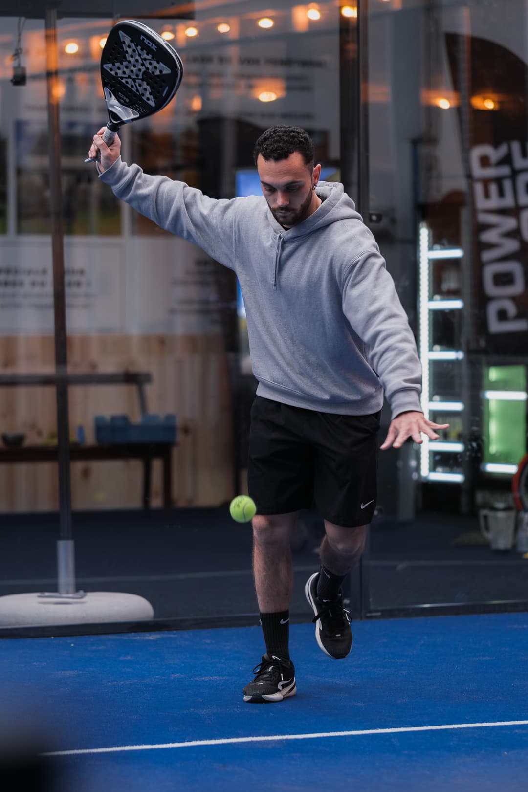 Kevin Padel on the padel court